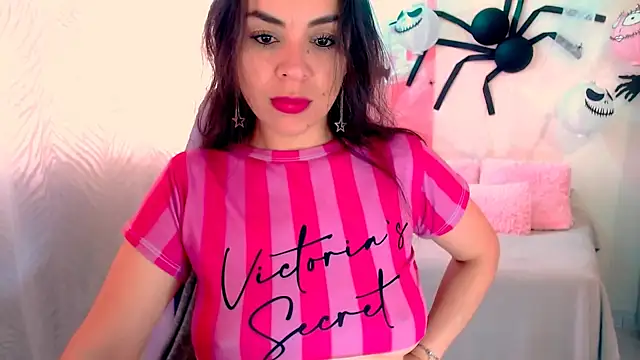 LATINGODDESS X online show from October 17, 2025, 3:25 pm