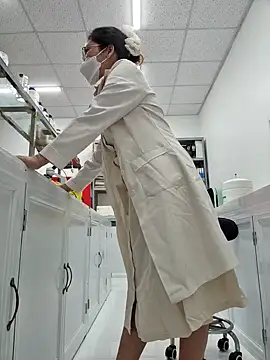 Snapshot of HinaLovely chatting on February 13, 2026, 3:13 am HinaLovely online show from February 13, 2026, 3:13 am