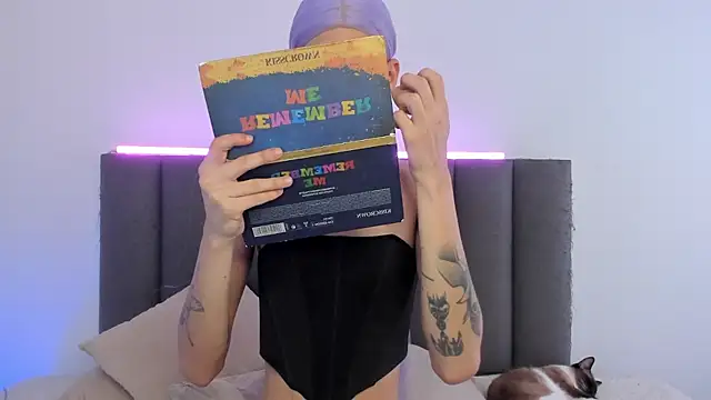 Varya Ferreira online show from September 16, 2025, 7:48 pm