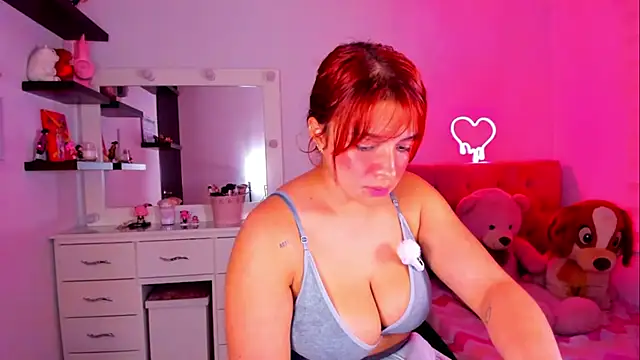 Vannessa  Shy online show from June 13, 2026, 1:25 am