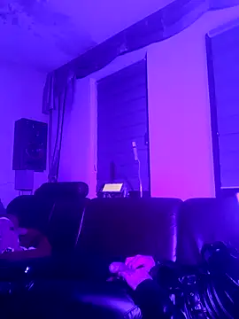 Crystalbitchx online show from December 14, 2024, 1:50 am