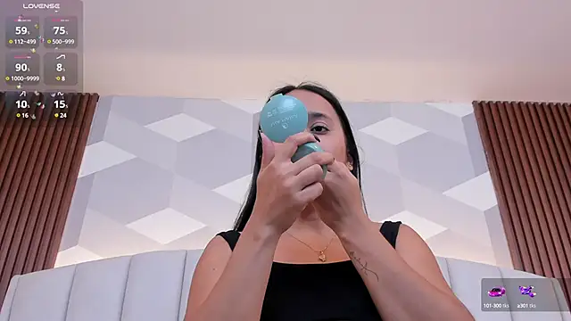 Sammy Fit  online show from January 23, 2025, 3:32 pm