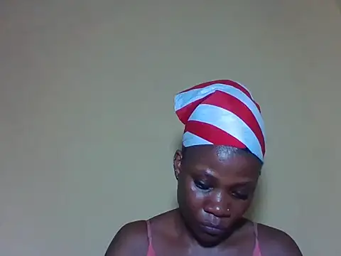 Snapshot of Sweetbaby004 chatting on April 24, 2026, 6:32 pm Sweetbaby004 online show from April 24, 2026, 6:32 pm