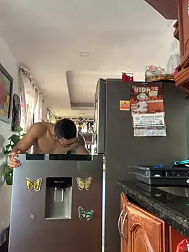 dvg2402 online show from December 5, 2024, 4:34 pm