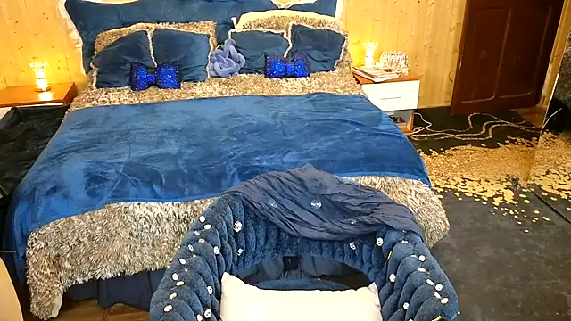 VanessaDoyle online show from February 12, 2025, 8:27 am