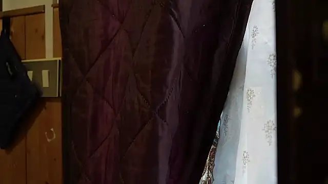 Snapshot of VanessaDoyle chatting on May 12, 2026, 8:33 am VanessaDoyle online show from May 12, 2026, 8:33 am