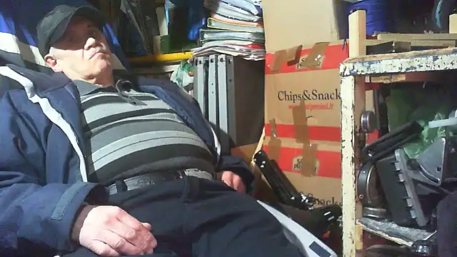 nonnomaturobisex online show from February 4, 2026, 4:24 pm