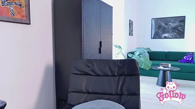 Rubbernina online show from March 10, 2026, 3:06 pm