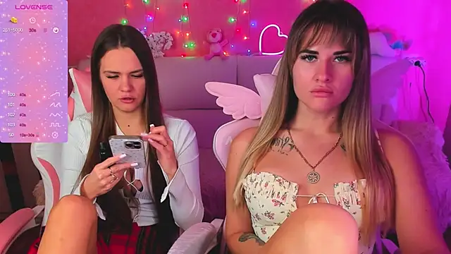 ivannatompsonnn online show from April 3, 2026, 5:49 am