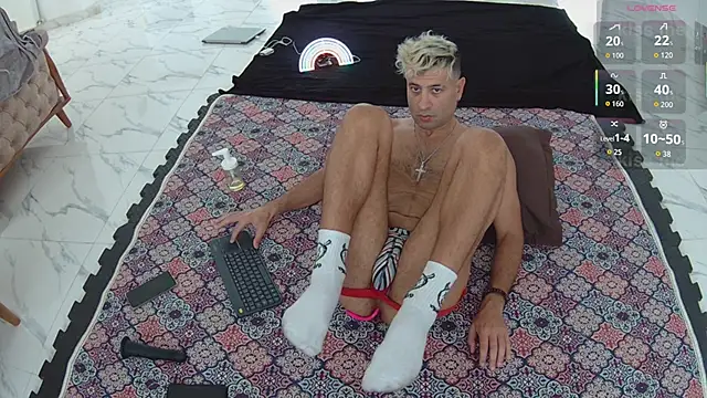 madmaxxx1989 online show from October 1, 2025, 7:58 am