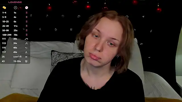 LianaFord online show from January 6, 2026, 4:27 am