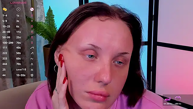 LianaFord online show from March 3, 2026, 3:45 am