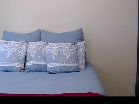 yummycherryxx online show from November 4, 2025, 7:40 am