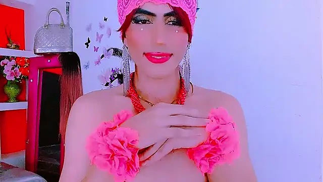 priscilahotker online show from January 18, 2025, 3:27 pm