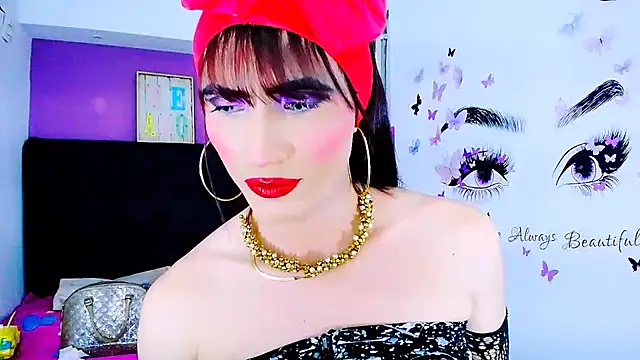 priscilahotker online show from September 17, 2025, 4:19 pm
