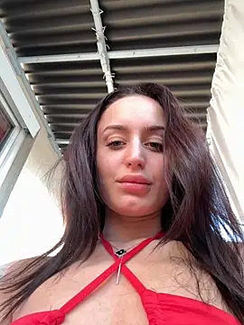 Zeyna1 online show from September 8, 2025, 4:06 pm