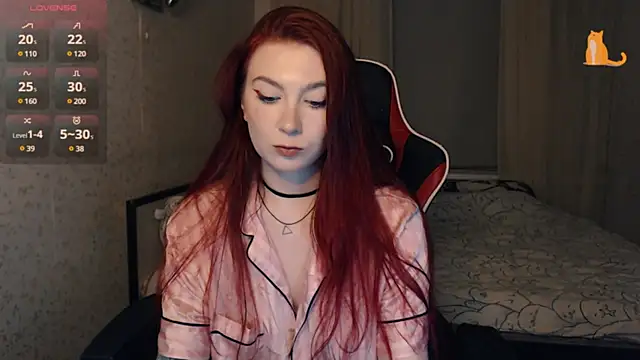 Cute lina online show from January 31, 2025, 1:43 am