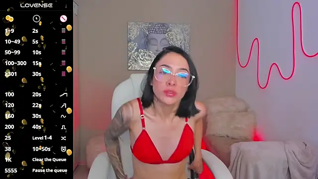 barbie scoth  online show from September 9, 2025, 9:14 pm