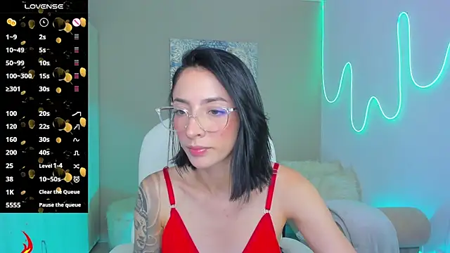 barbie scoth  online show from September 20, 2025, 10:11 pm