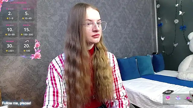 KateJonson online show from December 4, 2025, 7:39 am