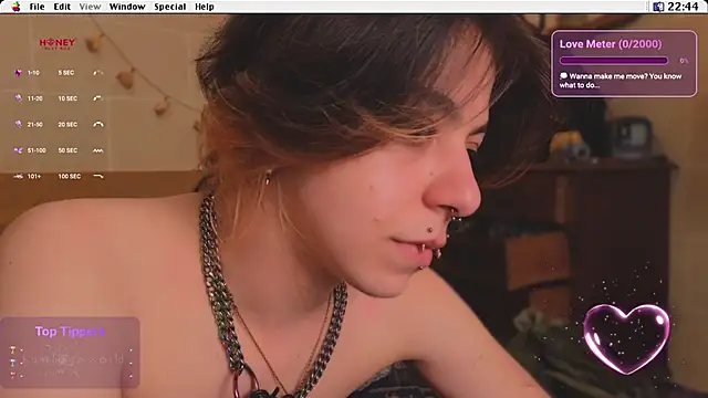 Kryptosworld online show from December 4, 2025, 9:45 pm