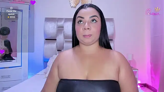 Snapshot of MelanyShayk chatting on May 8, 2026, 9:31 pm MelanyShayk online show from May 8, 2026, 9:31 pm