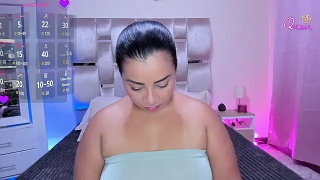 Snapshot of MelanyShayk chatting on May 13, 2026, 3:26 am MelanyShayk online show from May 13, 2026, 3:26 am