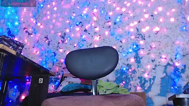 Snapshot of dannabigdirty1 chatting on February 4, 2025, 10:32 am dannabigdirty1 online show from February 4, 2025, 10:32 am