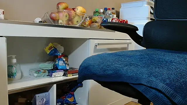 suedel65 online show from March 19, 2025, 6:24 am