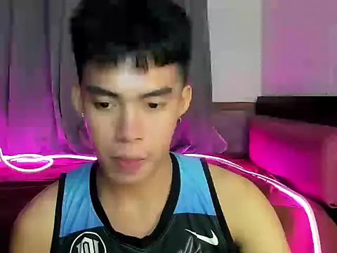 Lightjt04 online show from October 15, 2025, 5:24 pm