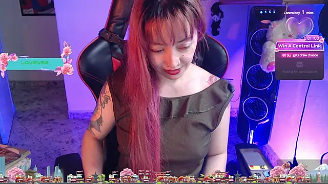 pink-2022 online show from December 17, 2024, 8:43 pm