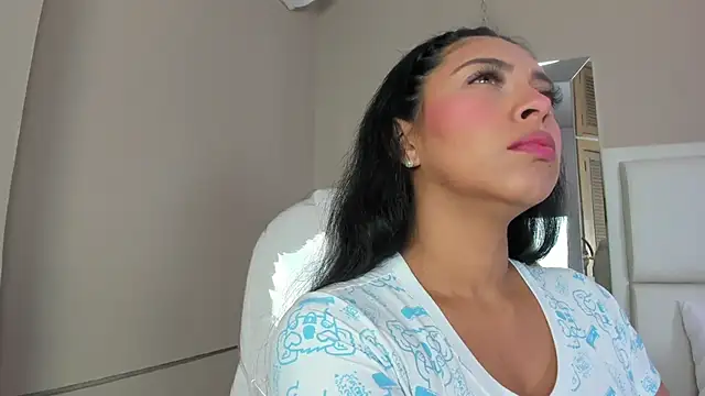  BunnyNaugthy online show from November 16, 2025, 12:55 pm