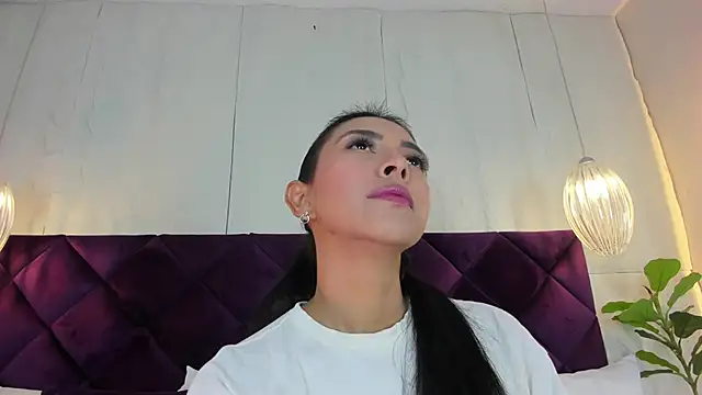 Snapshot of _BunnyNaugthy chatting on June 27, 2026, 10:37 pm BunnyNaugthy online show from June 27, 2026, 10:37 pm