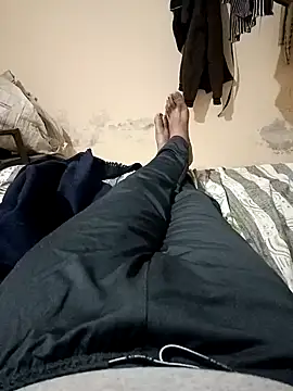 Desi Londa 143 online show from February 4, 2025, 5:12 pm