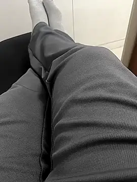 Desi Londa 143 online show from March 5, 2025, 11:06 am