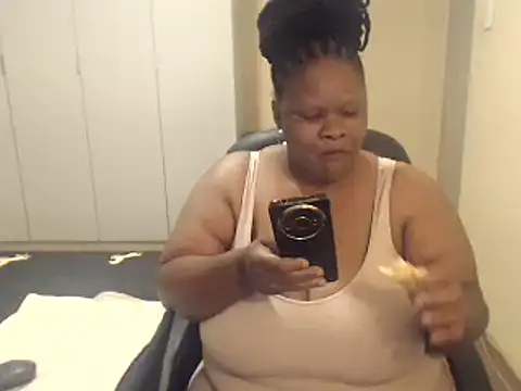 sweetnoziexx online show from February 16, 2025, 1:49 pm