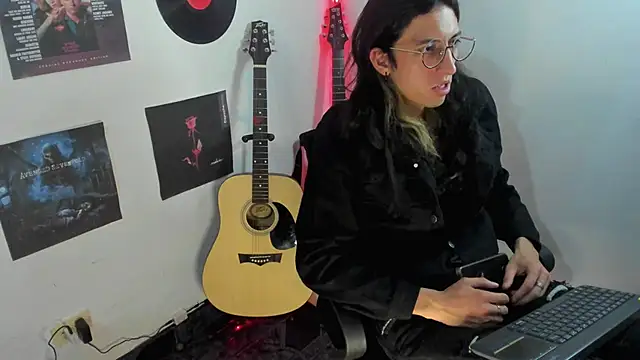 Snapshot of shelby__hotshoww chatting on February 5, 2025, 10:55 pm shelby hotshoww online show from February 5, 2025, 10:55 pm