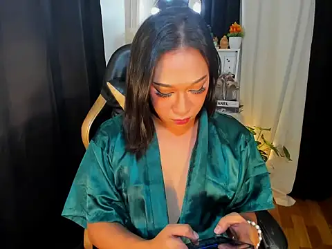 Snapshot of Mistress_Jolens chatting on January 29, 2025, 6:07 pm Mistress Jolens online show from January 29, 2025, 6:07 pm