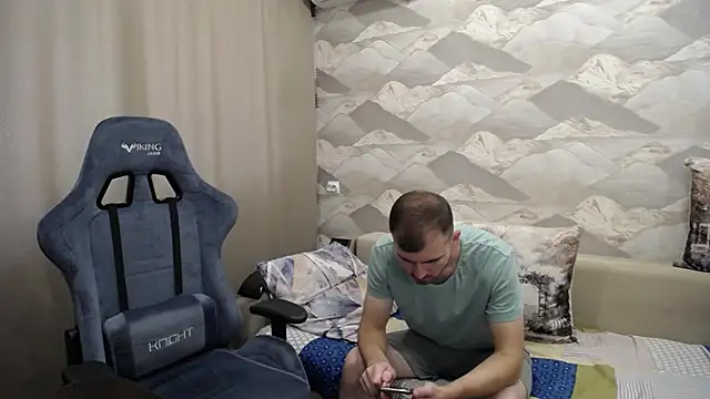 SerzhKorol1 online show from October 8, 2025, 10:02 am