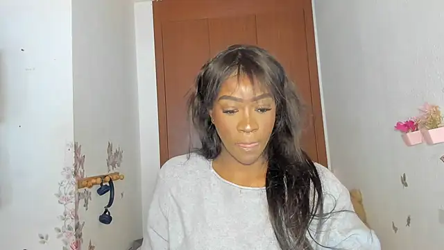 viioolleettaa online show from March 29, 2026, 12:05 pm