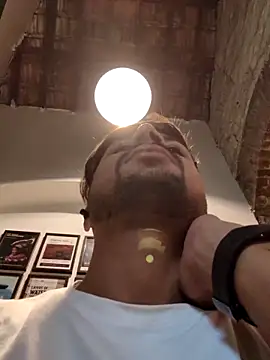  IRRESISTIBLE  online show from April 4, 2026, 11:40 am