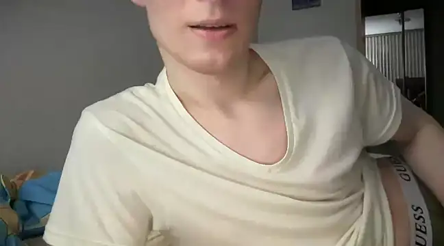 Lamonteik online show from March 1, 2025, 7:48 pm