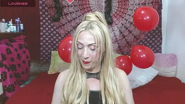 elena evans online show from February 17, 2025, 8:47 pm