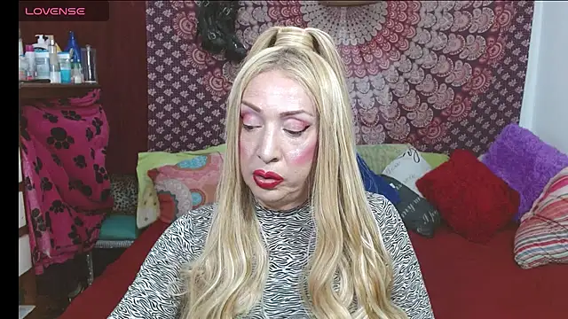 elena evans online show from February 28, 2026, 4:19 pm