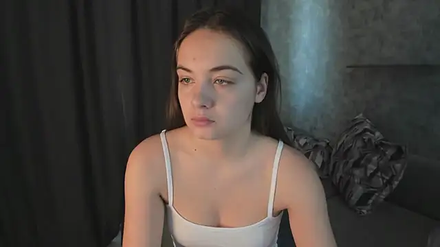 KristinaLoison online show from March 31, 2026, 9:10 am