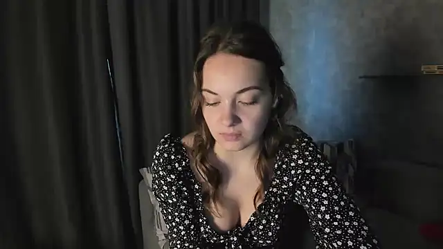 Snapshot of KristinaLoison chatting on April 25, 2026, 2:47 pm KristinaLoison online show from April 25, 2026, 2:47 pm