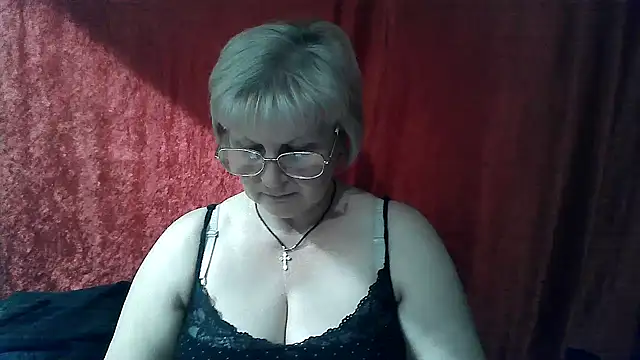Gina Marlyn online show from April 5, 2026, 7:00 pm