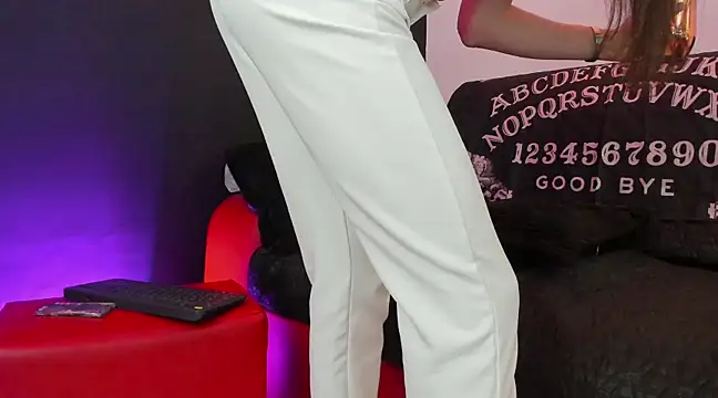 xkull666 online show from February 5, 2025, 2:16 pm