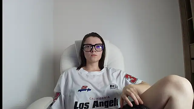 Arya starrk online show from March 6, 2025, 3:24 pm