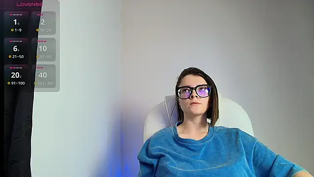 Arya starrk online show from March 18, 2025, 2:48 pm